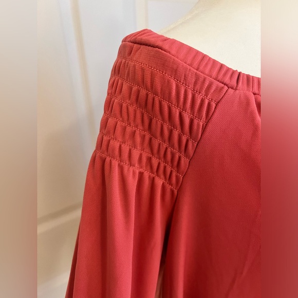 Ann Taylor Off the Shoulder Blouse Size L NWT - Picture 2 of 5
